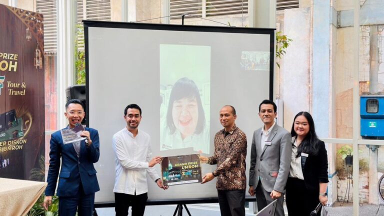 Lebih dari 10.000 Tamu Berbuka di Mercure Surabaya Grand Mirama, Pemenang Umroh Diumumkan Lewat Video Call Penuh Haru