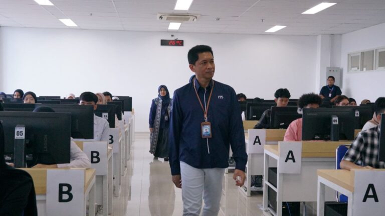 Rektor ITS Turun Gunung ke 48 Lokasi UTBK 2026: 12.585 Peserta Terfasilitasi, Kantin Buka Jam 5.30!