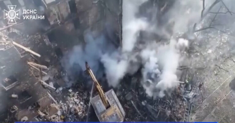 Alarm Perang Dunia? Rusia Hujani Kyiv dengan 90 Rudal dan 600 Drone dalam Semalam