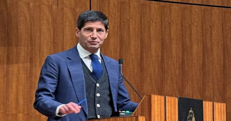 Senat AS Setujui Kevin Warsh sebagai Ketua The Fed yang Baru 