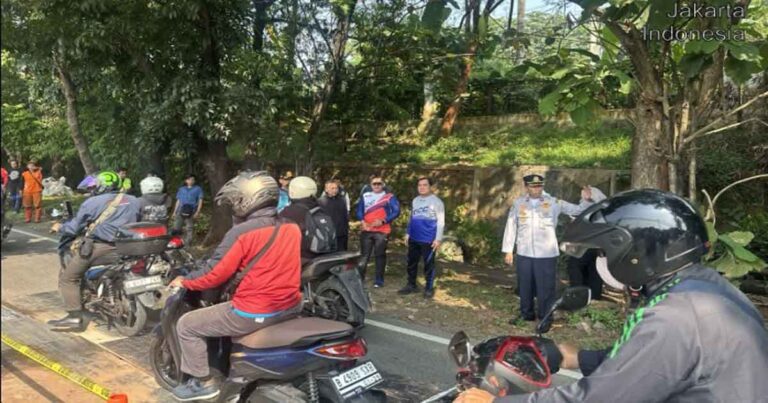 Jalan Ambles di Lenteng Agung, Pemprov DKI Jakarta Lakukan Pengalihan Arus 