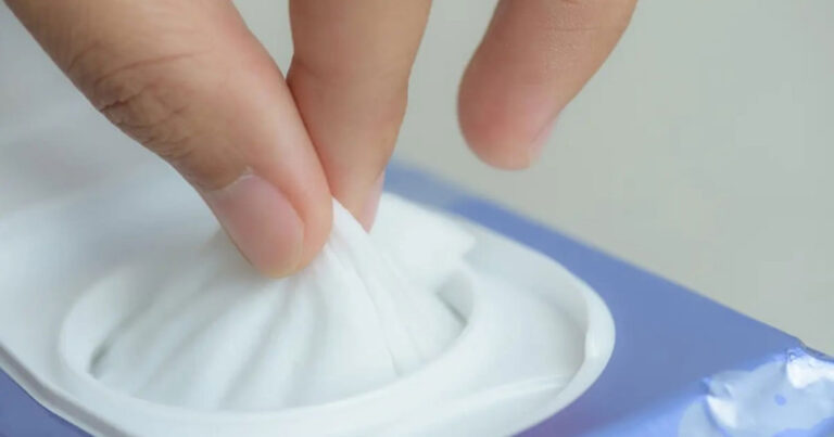 Seorang Wanita Sangat Gelisah dan Merasa Gatal Hingga Hampir Putus Asa, Setelah Berobat Dia Tak Pernah Menyangka Penyebab Sebenarnya