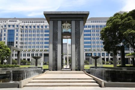 BI Naikkan Suku Bunga Jadi 5,50% di Tengah Perang Timur Tengah, Ini Langkah-Langkahnya