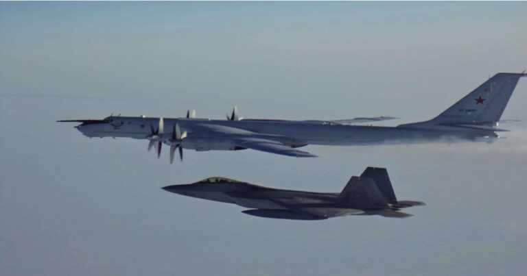 Ukraina Hantam Jantung Militer Rusia! Dua Pesawat Strategis Tu-142 Dilaporkan Lumpuh, Moskow Murka