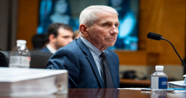 Senat AS Menggelar Sidang Mengenai Asal Usul Virus COVID-19, Anthony Fauci Menolak Menjawab Lebih dari 100 Pertanyaan