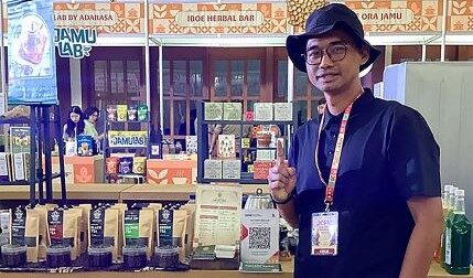 Teh Mbah Djie, Menghidupkan Kembali Kejayaan Teh Tulungagung dari Lereng Gunung Wilis