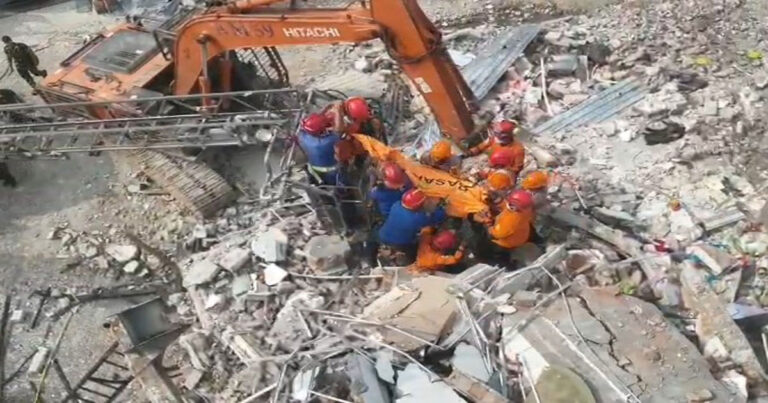 Tragedi Ledakan Rumah di Grand Polonia Medan : Korban Terakhir Dievakuasi dari Reruntuhan, Operasi SAR Selesai