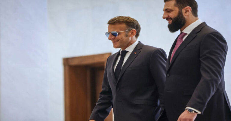 Macron Menjadi Kepala Negara Uni Eropa Pertama yang Mengunjungi Suriah Setelah Tumbangnya Rezim Assad