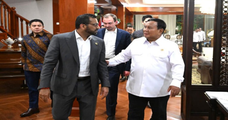 Prabowo Terima Kunjungan Direktur FBI Kash Patel, Apa yang Dibahas? 