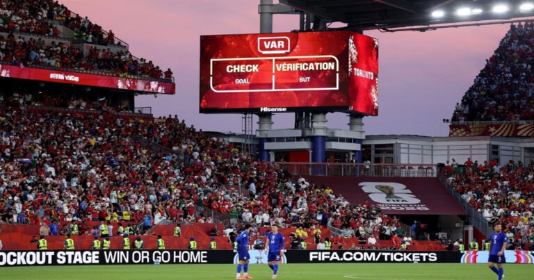 Teknologi Bola dan VAR di Piala Dunia FIFA 2026: Solusi Modern atau Sumber Malapetaka Baru?