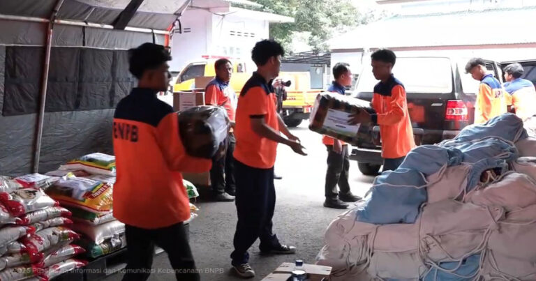 Tak Berhenti Berdatangan, Donasi Seberat 646 Ton Bantuan Mengalir untuk Didistribusikan ke Wilayah Terdampak Akibat Gempa di NTT
