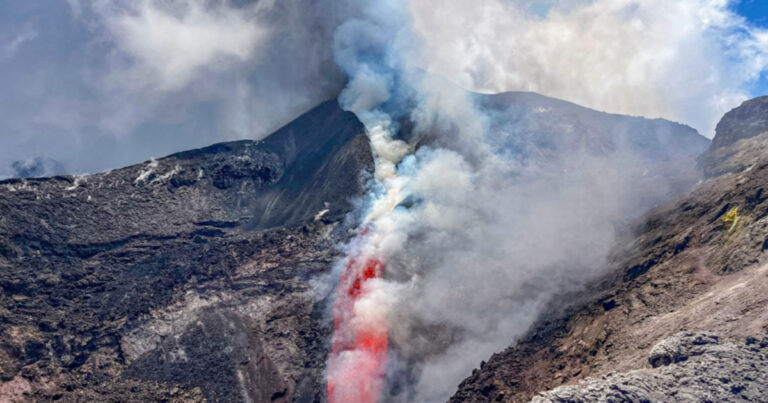 Gunung Etna Terus Meletus Selama 8 Hari, Mirip dengan Peristiwa pada Akhir tahun 1970-an