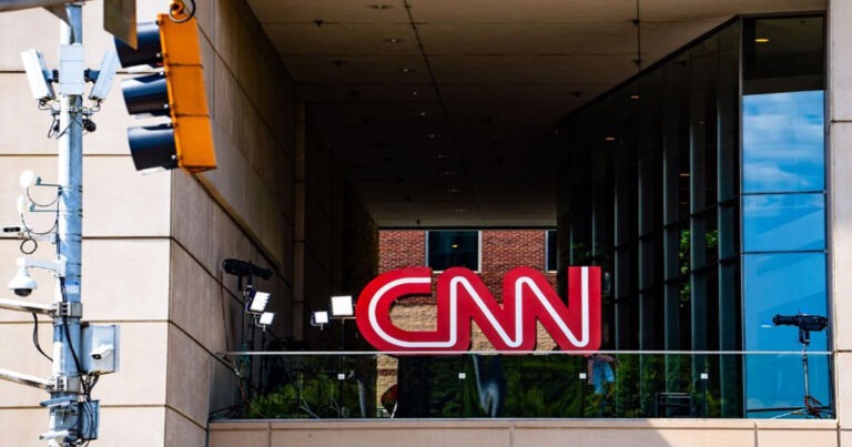 CNN Akan Berpindah Tangan? Paramount Pertimbangkan Jual CNN Demi Selamatkan Kesepakatan Akuisisi 