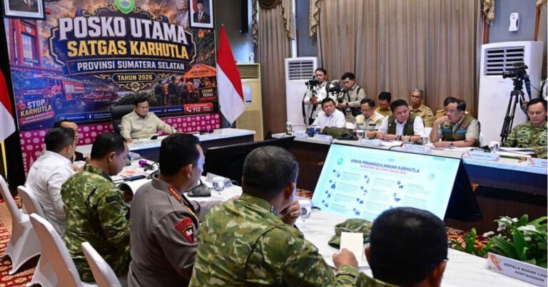 Presiden Prabowo Gebrak Penanganan Kebakaran Hutan dan Lahan : Bukan Cuma Waterbombing, Ada “Ubi Bombing”