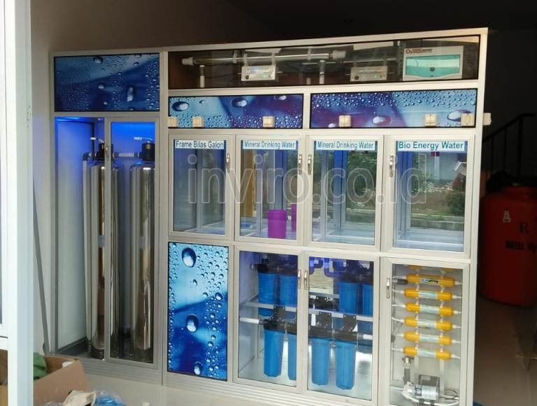 Galon AMDK vs Galon Depot: Ini Dia Perbedaan Proses Sterilisasi yang Wajib Anda Tahu