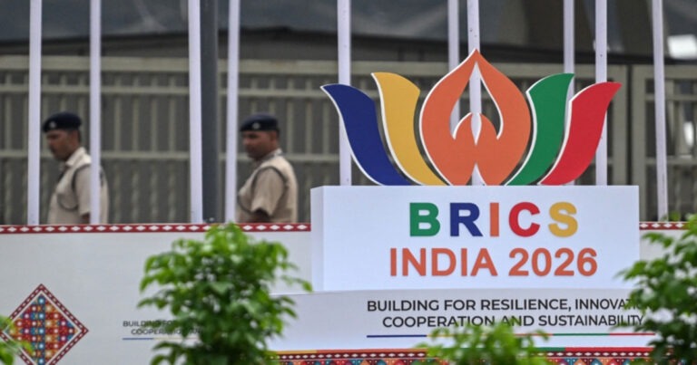 Ada Masalah dengan Xi di KTT BRICS? Modi Dua Kali Bertanya kepada Xi: “Apakah Baik-Baik Saja?”