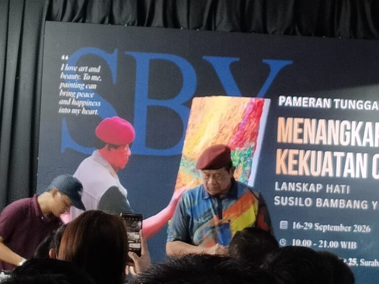 Lukisan SBY Hadir di Surabaya, Rekam Memori, Alam, hingga Suara Perdamaian