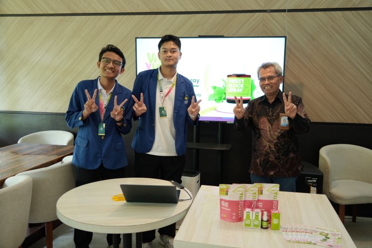 Tak Perlu Diet Menyiksa, Mahasiswa ITS Ciptakan Semprot Mulut Penekan Ngidam Manis